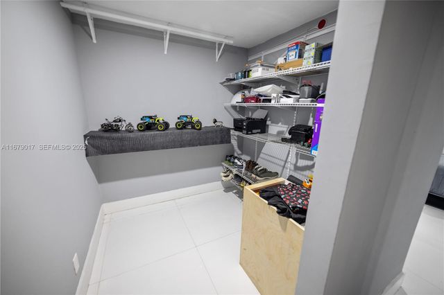 13550 SW 99th Place, Miami, FL 33176