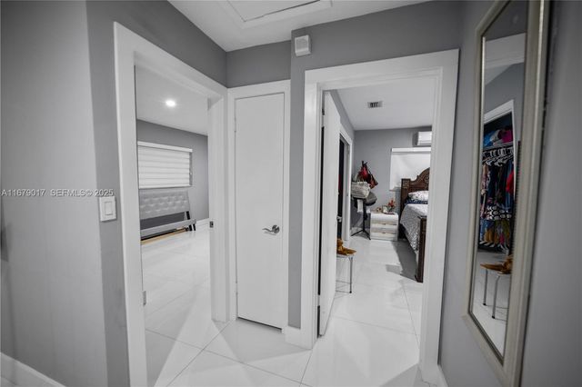 13550 SW 99th Place, Miami, FL 33176