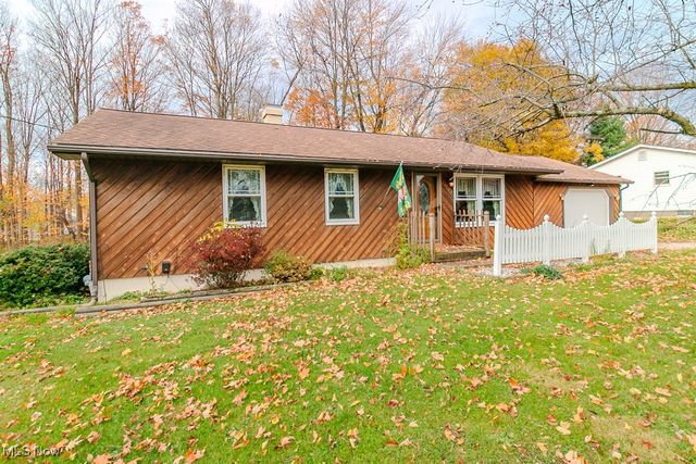 14674 Elmar Boulevard, Burton, OH 44021