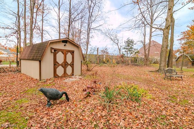 14674 Elmar Boulevard, Burton, OH 44021