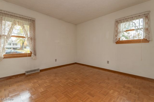 14674 Elmar Boulevard, Burton, OH 44021