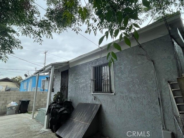 851 E 32nd Street, Los Angeles, CA 90011