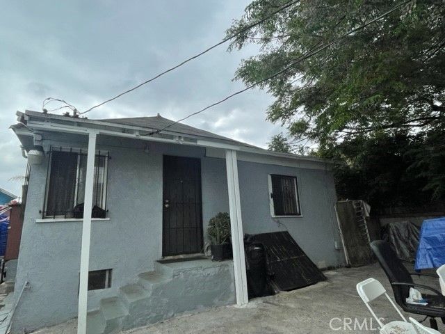 851 E 32nd Street, Los Angeles, CA 90011