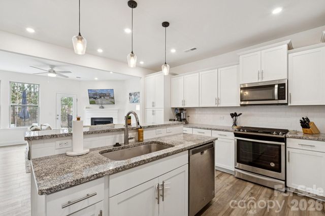 2081 Suttonview Road, Fort Mill, SC 29708