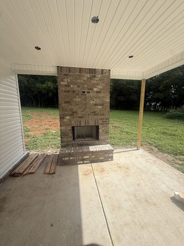 2124 Powell Ln, Lewisburg, TN 37091
