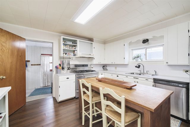 304 1st Avenue, Manistee, MI 49660