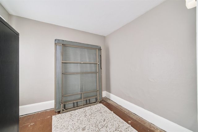 304 1st Avenue, Manistee, MI 49660