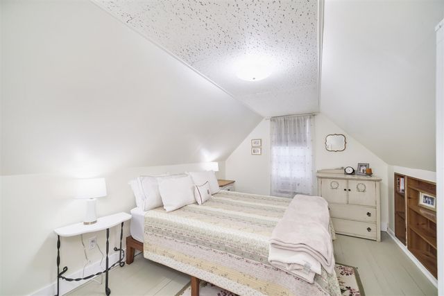 304 1st Avenue, Manistee, MI 49660