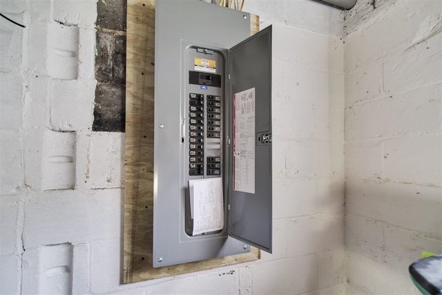 304 1st Avenue, Manistee, MI 49660