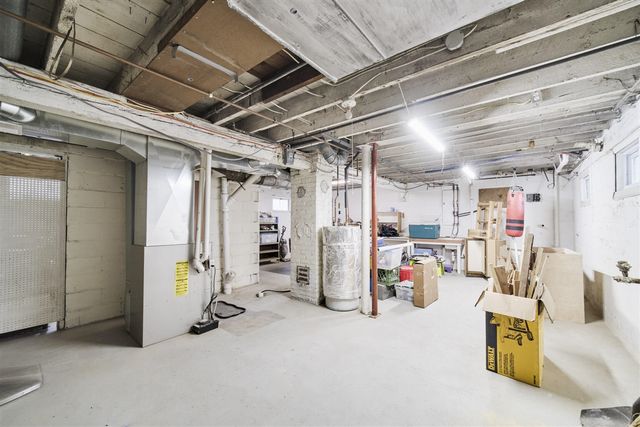 304 1st Avenue, Manistee, MI 49660