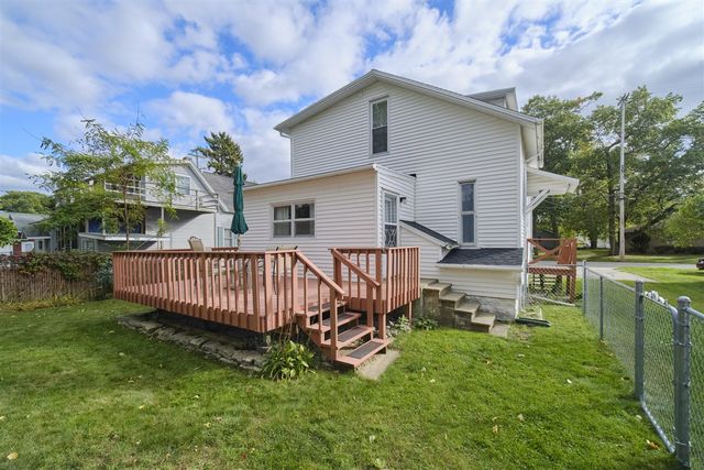 304 1st Avenue, Manistee, MI 49660