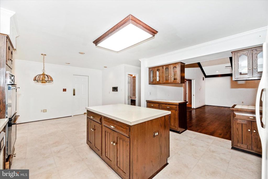 Image 21 of property listing at 2221 GOLD MINE RD, Brookeville, MD 20833