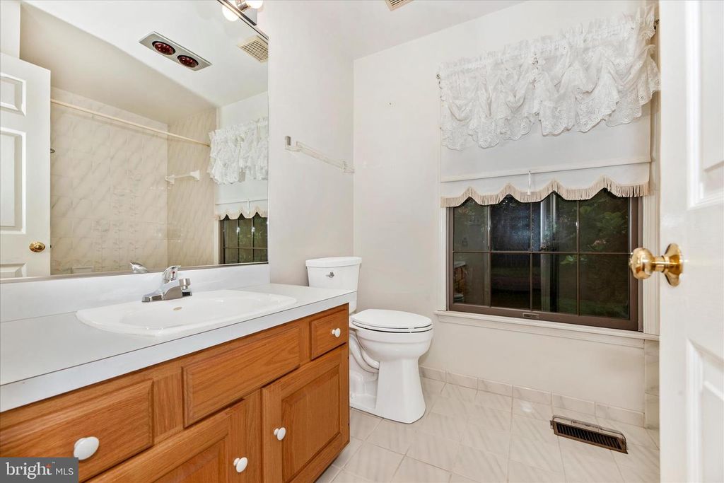 Image 40 of property listing at 2221 GOLD MINE RD, Brookeville, MD 20833
