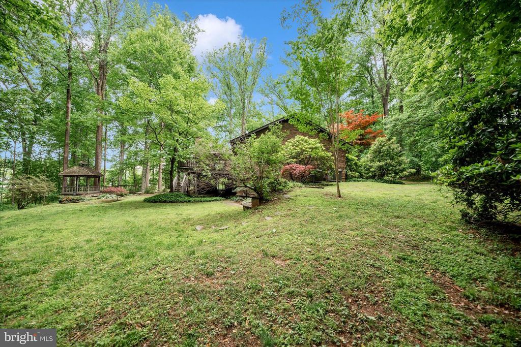 Image 52 of property listing at 2221 GOLD MINE RD, Brookeville, MD 20833