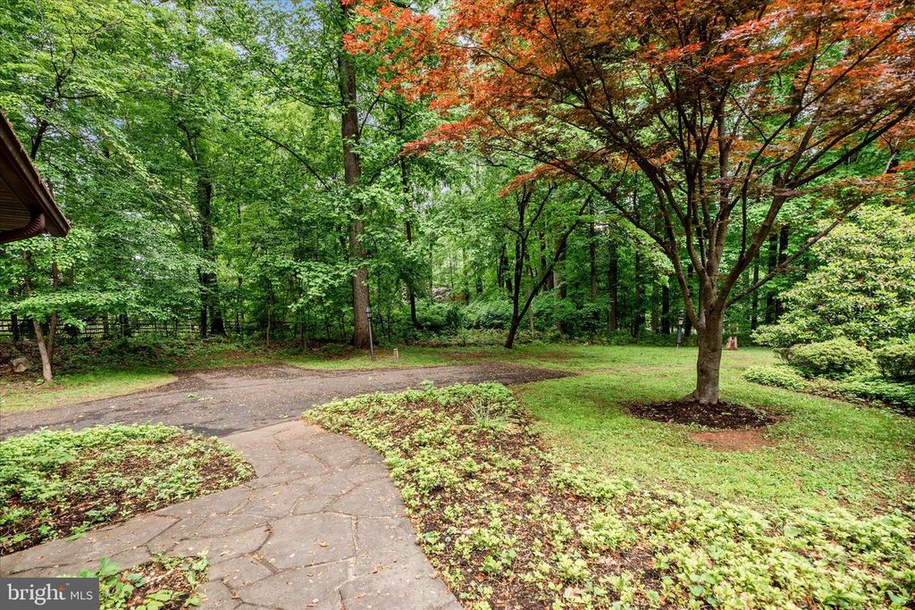 Image 56 of property listing at 2221 GOLD MINE RD, Brookeville, MD 20833