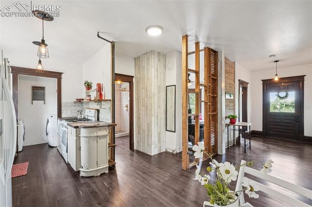 708 Cooper Avenue, Colorado Springs, CO 80905