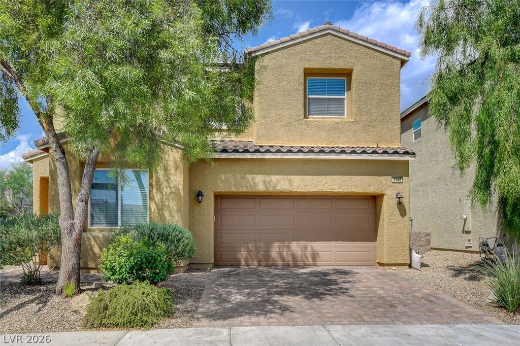 5705 Wishing Coin Court, North Las Vegas, NV 89031