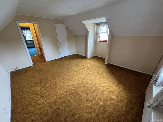 166 Evans Street, New Hyde Park, NY 11040