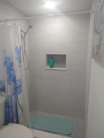 600 Layne Boulevard 122, Hallandale Beach, FL 33009