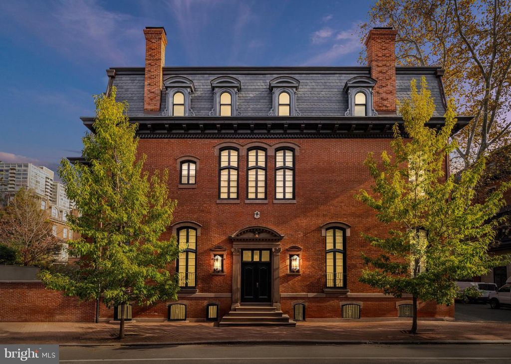 2041 DELANCEY PL, PHILADELPHIA, PA 19103 — exterior