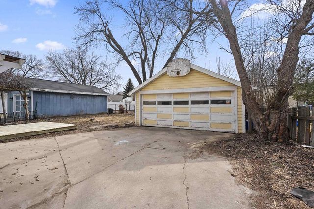 993 CHRISTIANA STREET, Green Bay, WI 54303