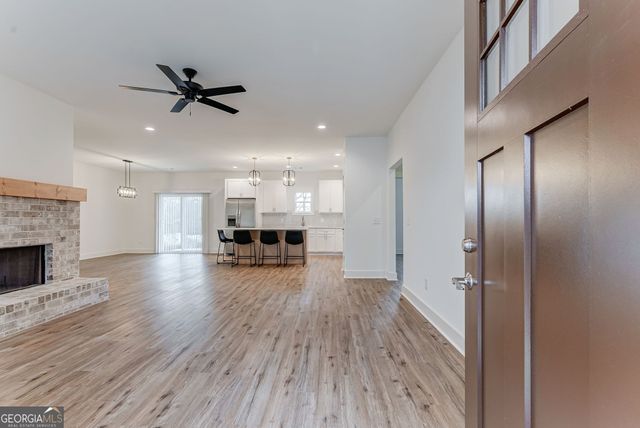 552 Clayton Street, Commerce, GA 30529