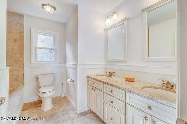 7 Woods Road, West Long Branch, NJ 07764