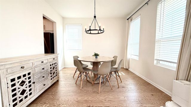 204 Travis LN, Liberty Hill, TX 78642