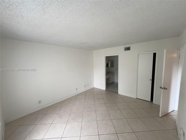 6552 Arleigh Court 102, Boca Raton, FL 33433