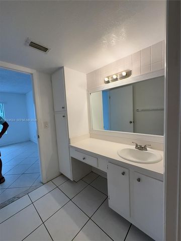 6552 Arleigh Court 102, Boca Raton, FL 33433