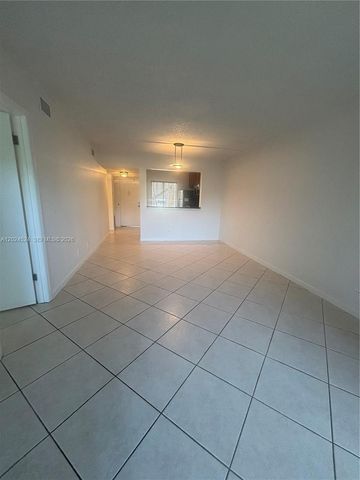 6552 Arleigh Court 102, Boca Raton, FL 33433