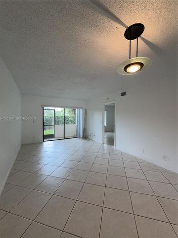 6552 Arleigh Court 102, Boca Raton, FL 33433
