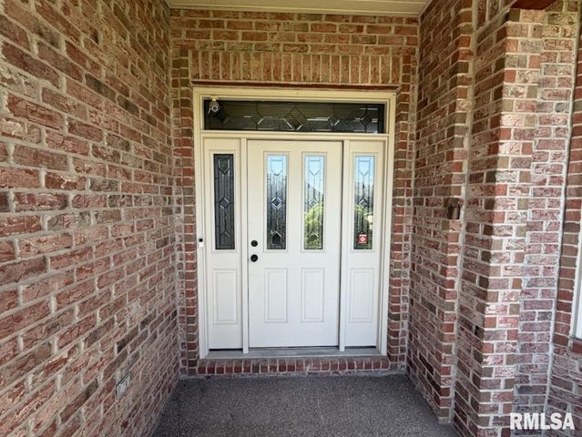 3519 W OAK CREEK Court, Dunlap, IL 61525