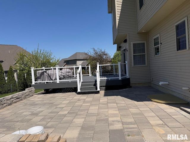 3519 W OAK CREEK Court, Dunlap, IL 61525