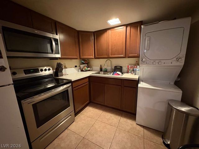 917 Ute Lane, Las Vegas, NV 89110