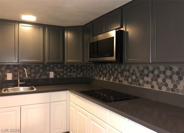 917 Ute Lane, Las Vegas, NV 89110