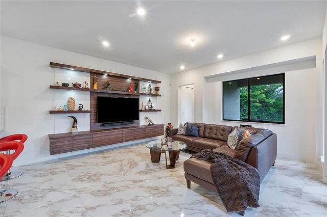 10472 Cobalt Court, Parkland, FL 33076