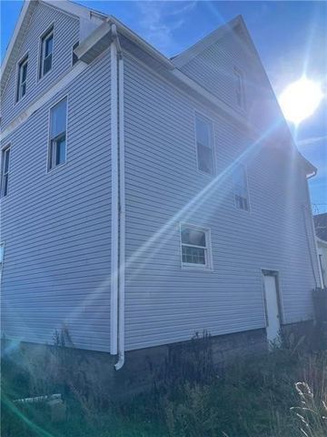 306 Virginia Ave, City Of But Sw, PA 16001