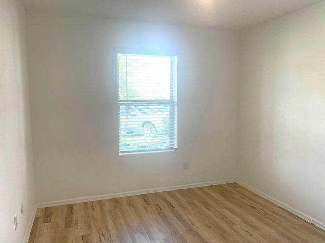405 Maple Bend Lane, Galveston, TX 77568