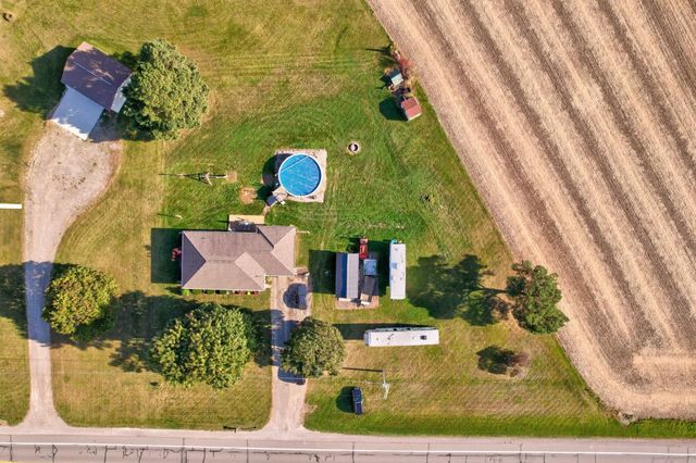920 W Vassar Road, Blumfield Twp, MI 48757