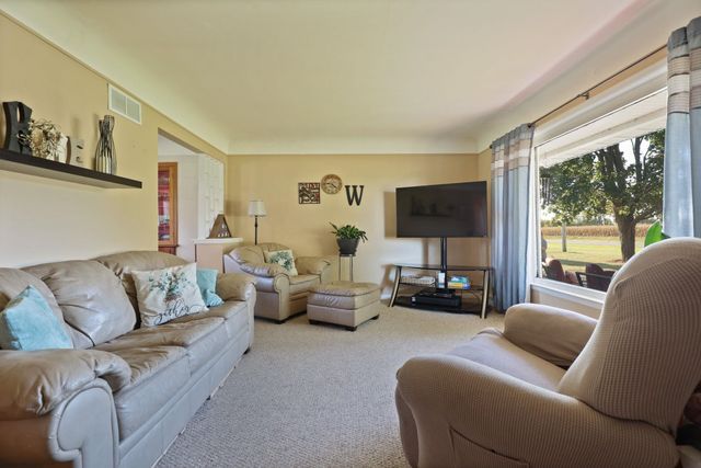 920 W Vassar Road, Blumfield Twp, MI 48757