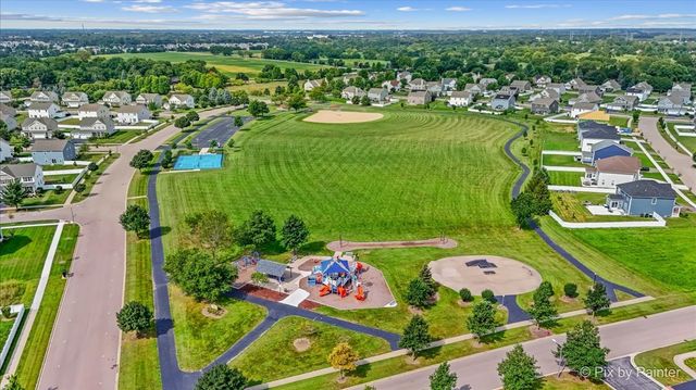 2762 CRANSTON Circle, Yorkville, IL 60560