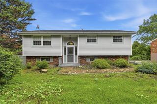 521 Friendship Drive, Elizabeth Twp/boro, PA 15135