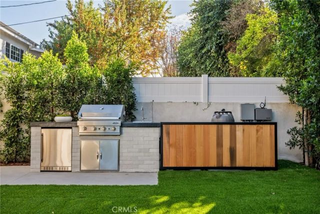 4245 Bellaire Ave, Studio City, CA 91604