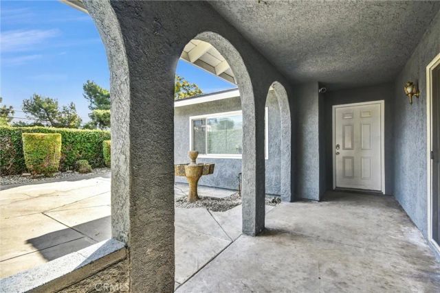 728 Richbrook, Claremont, CA 91711