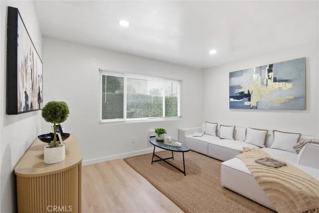 728 Richbrook, Claremont, CA 91711