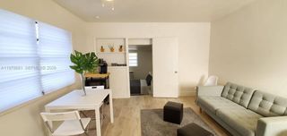 275 NW 46 ST B, Miami, FL 33127