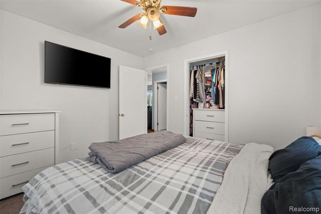 31752 Glen Street, Westland, MI 48186