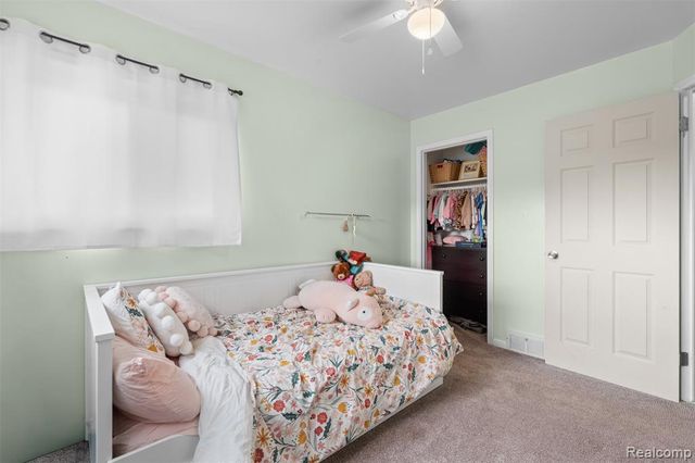 31752 Glen Street, Westland, MI 48186