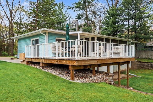 3488 N Van Kal Street, Kalamazoo, MI 49009
